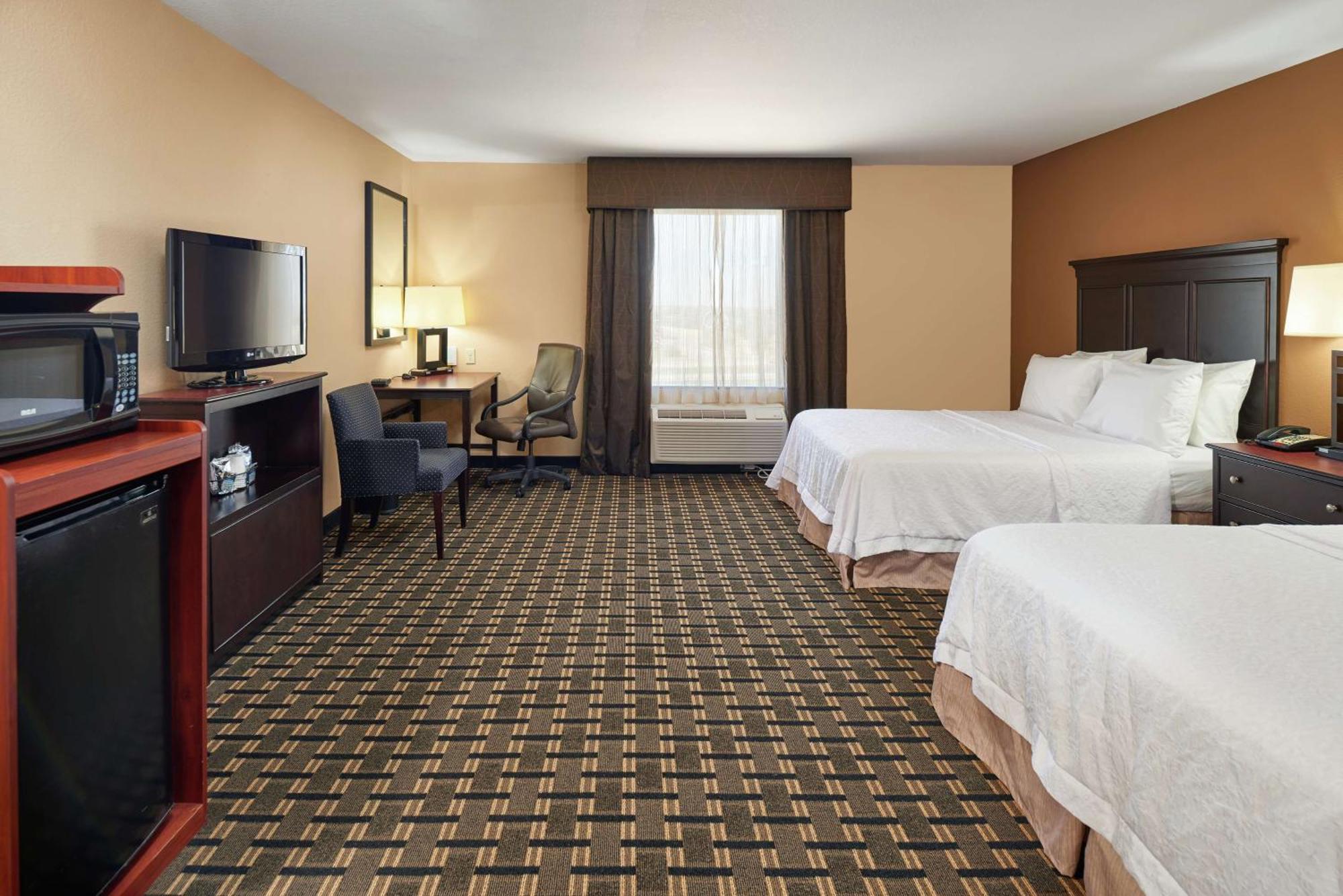 Hampton Hotel 3*